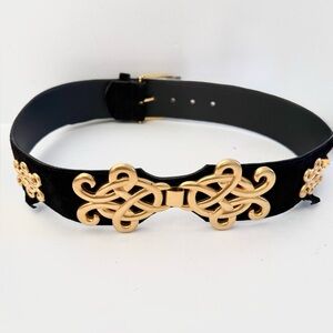 Avignon Vintage 80s Ornate Gold Suede Leather Metal Wide Belt Statement